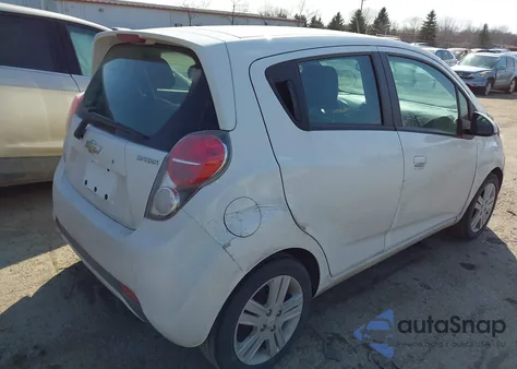 2014 Chevrolet Spark 1Lt Auto z USA, uszkodzony, nr VIN KL8CD6S94EC555564